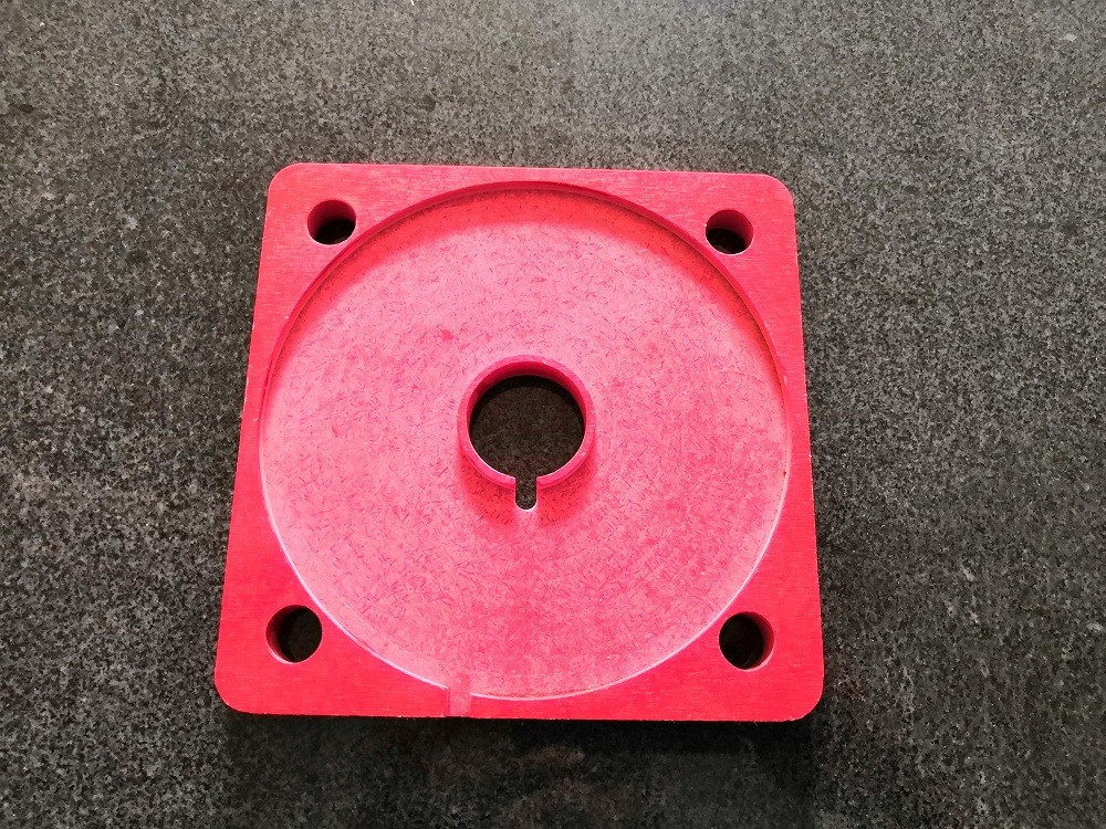 Electrical insulation material with high strength laminate polyester